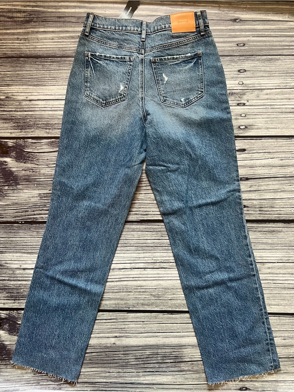 Express Modern Straight High-Rise Jeans - Medium Wash - Picture 2 of 5